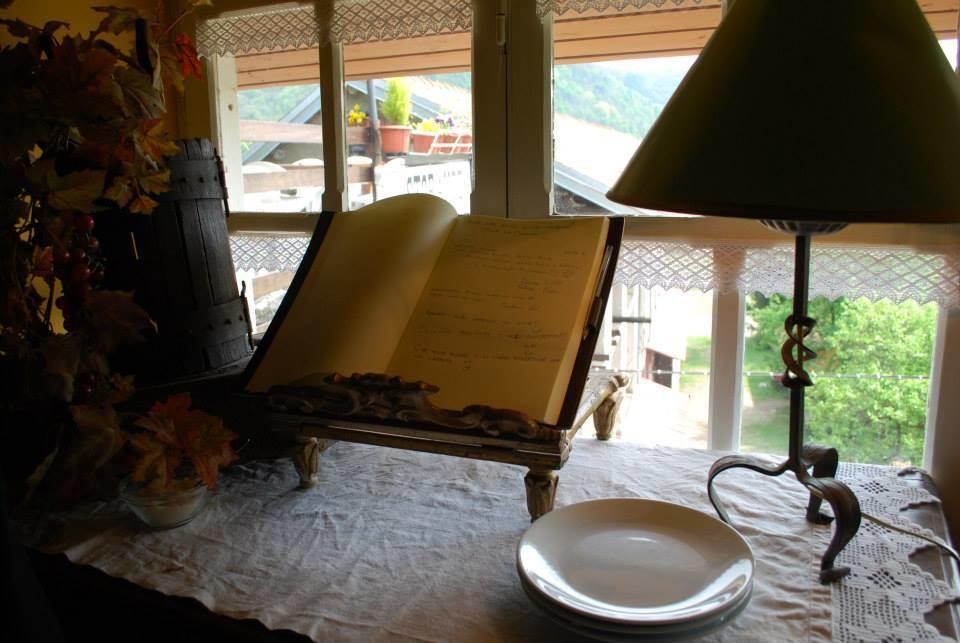 Fattoria Del Pino Bed and Breakfast Orta San Giulio Exteriör bild