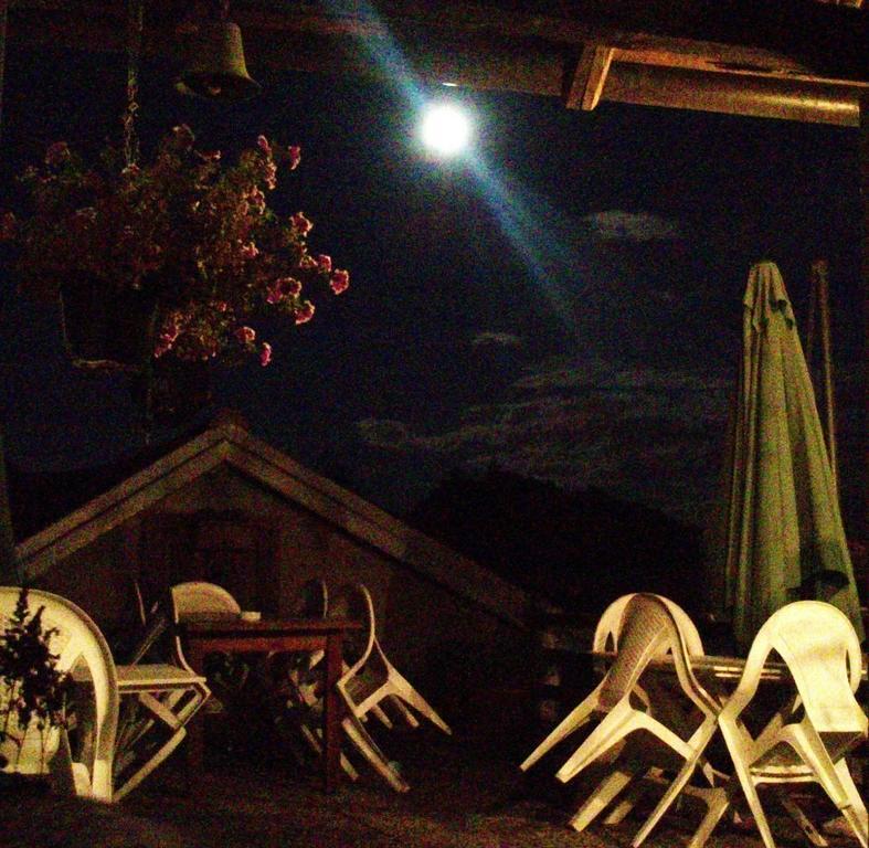 Fattoria Del Pino Bed and Breakfast Orta San Giulio Exteriör bild